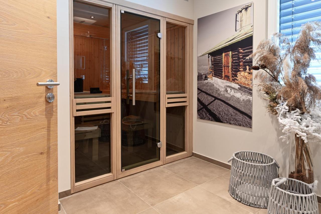 Boutique Chalets Alpi - Private Sauna & Cinema Гармиш-Партенкирхен Екстериор снимка