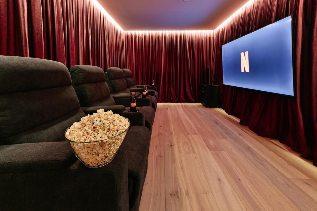 Boutique Chalets Alpi - Private Sauna & Cinema Гармиш-Партенкирхен Екстериор снимка