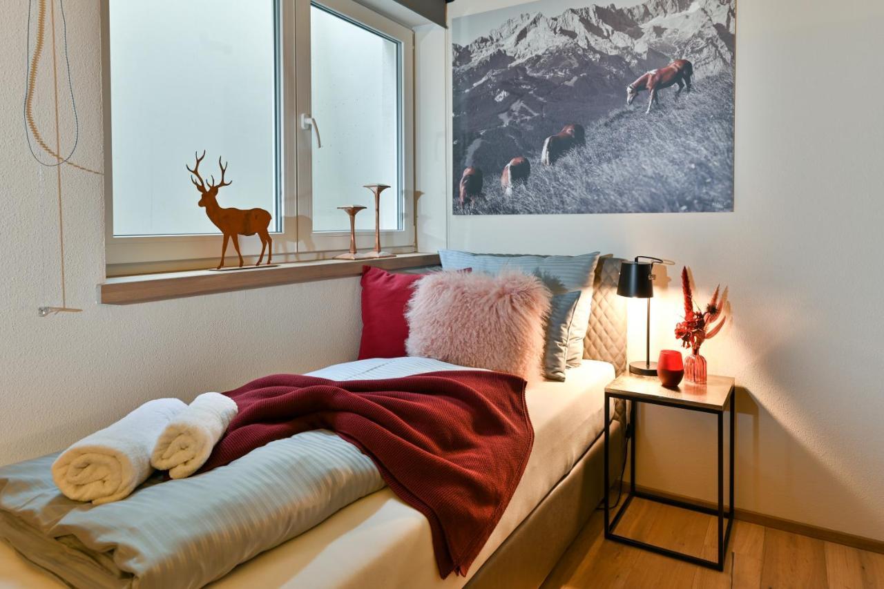 Boutique Chalets Alpi - Private Sauna & Cinema Гармиш-Партенкирхен Екстериор снимка