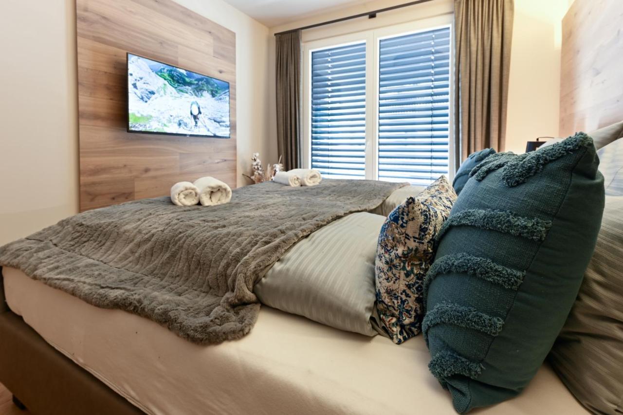 Boutique Chalets Alpi - Private Sauna & Cinema Гармиш-Партенкирхен Екстериор снимка