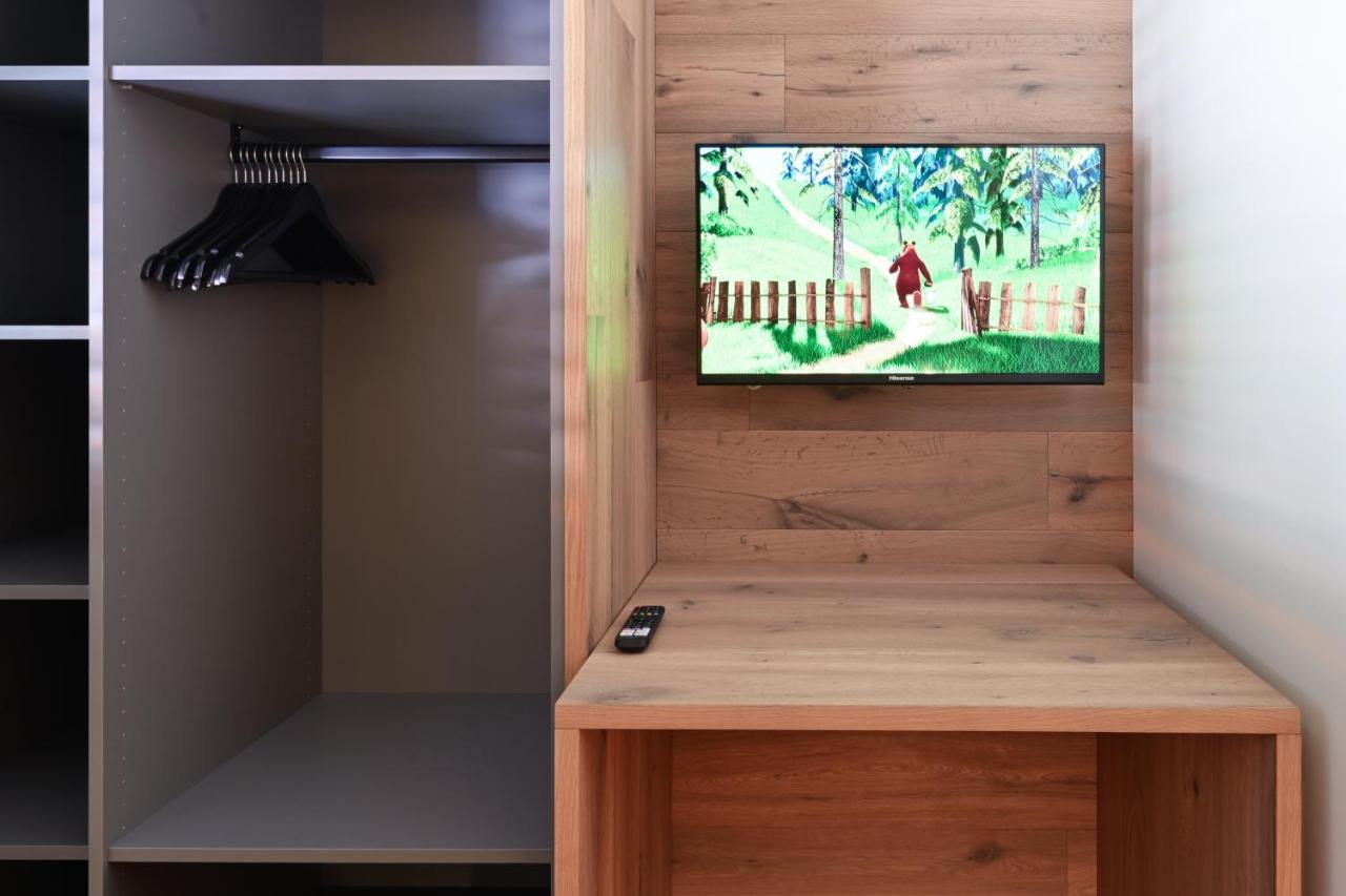 Boutique Chalets Alpi - Private Sauna & Cinema Гармиш-Партенкирхен Екстериор снимка
