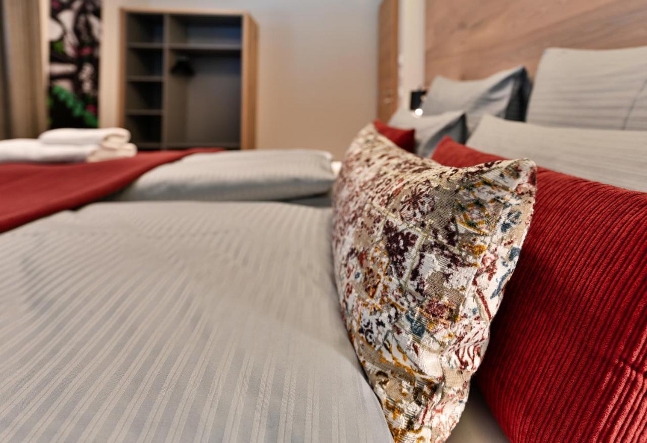 Boutique Chalets Alpi - Private Sauna & Cinema Гармиш-Партенкирхен Екстериор снимка