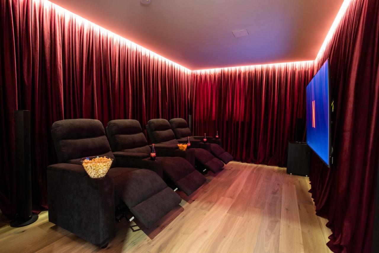 Boutique Chalets Alpi - Private Sauna & Cinema Гармиш-Партенкирхен Екстериор снимка