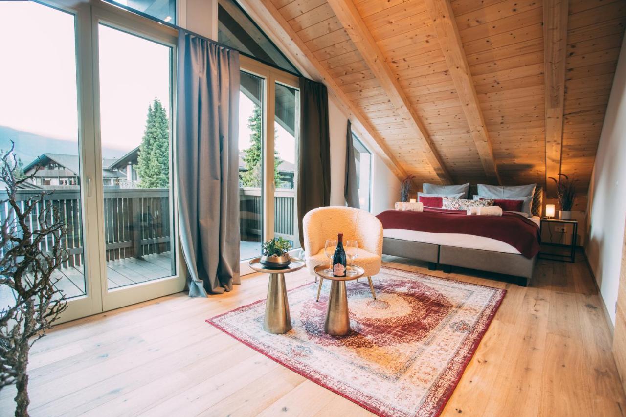 Boutique Chalets Alpi - Private Sauna & Cinema Гармиш-Партенкирхен Екстериор снимка