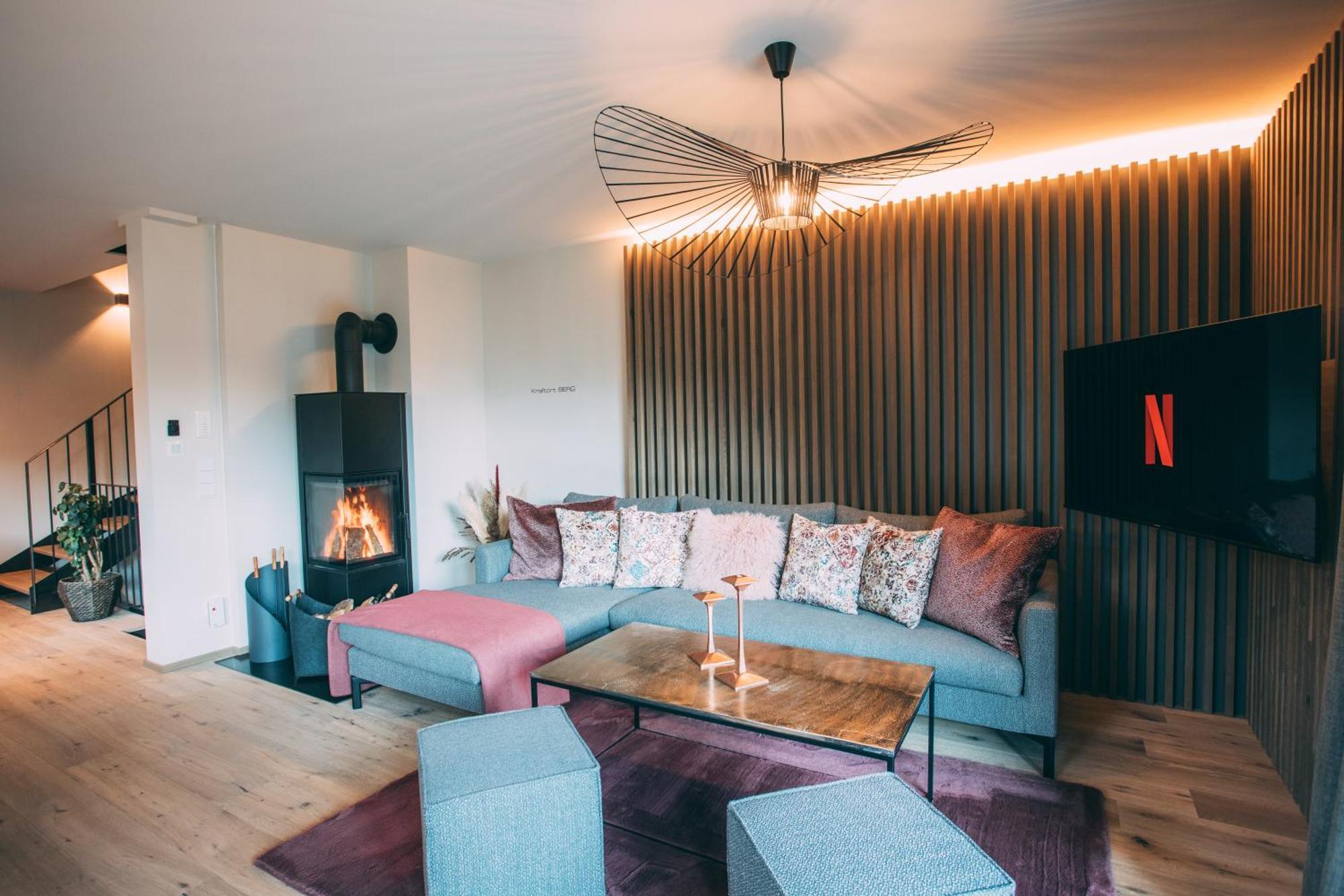 Boutique Chalets Alpi - Private Sauna & Cinema Гармиш-Партенкирхен Екстериор снимка