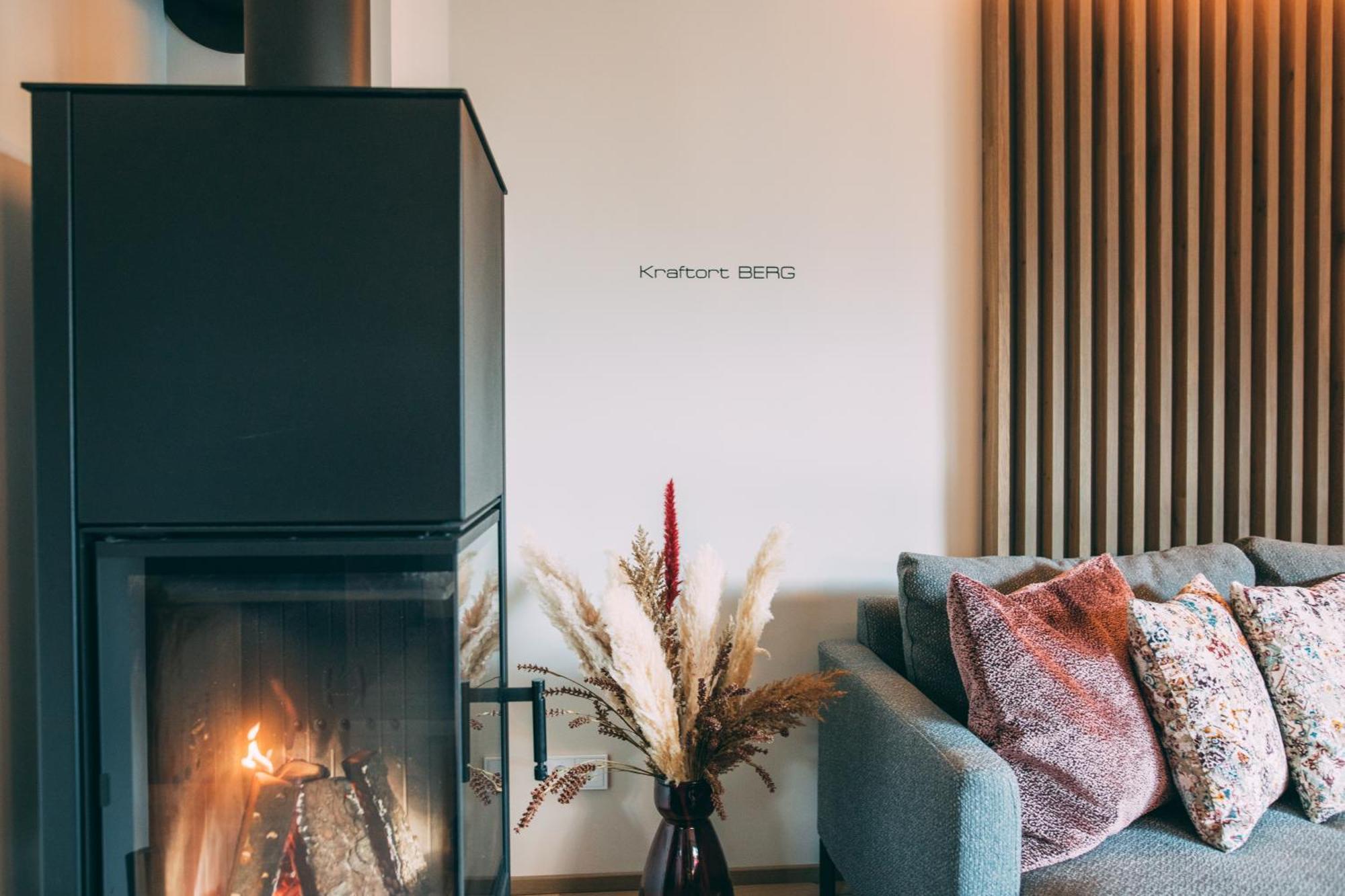 Boutique Chalets Alpi - Private Sauna & Cinema Гармиш-Партенкирхен Екстериор снимка